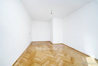 Ev.č. 00256 Nabízíme Vám luxusní rodinný dům k pronájmu v ma