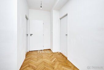 Ev.č. 00256 Nabízíme Vám luxusní rodinný dům k pronájmu v ma