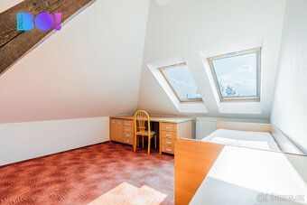 BO! reality Vám nabízí ke koupi atypický byt o dispozici 3+1