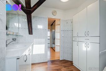 BO! reality Vám nabízí ke koupi atypický byt o dispozici 3+1