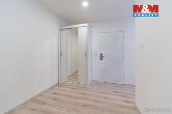 Nabízíme k prodeji krásný a slunný byt 2+1 v obci Hranice u 