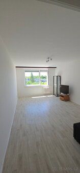 Nabízím k dlouhodobému pronájmu byt 1+1, 52 m2,v Příbrami 8,