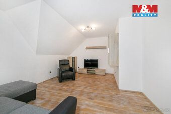 Nadstandardní rodinný dům o užitné ploše 227 m2 s garáží s f