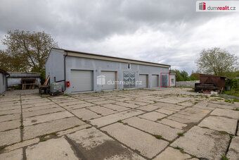 , pronájem garáže o výměře 50 m² v obci Hředle. V garáži při