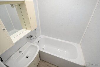 Nabízím k prodeji byt 2+1 o celkové výměře 55 m² v žádané lo