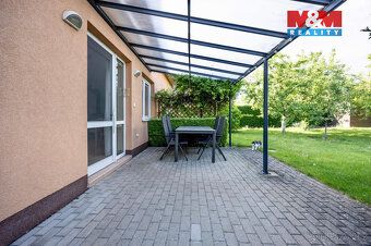 Nabízíme k prodeji samostatně stojící rodinný dům v klidné č