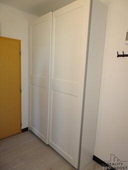 Nabízíme k pronájmu útulný byt 1 + 1, který se nachází v žád