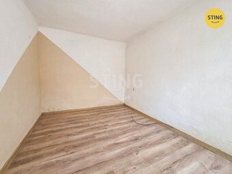 Nabízíme k prodeji prostorný patrový rodinný dům situovaný n