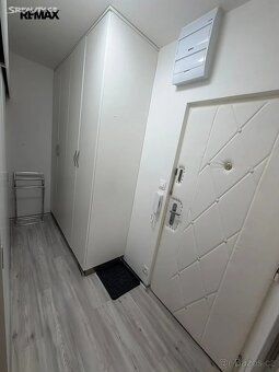 Nabízím k pronájmu atraktivní nově zrekonstruovaný byt napro