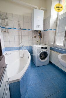 Nabízíme k pronájmu prostorný byt 2+1 (55m²)v Hodoníně, na u
