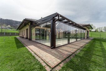 Nabízím k prodeji samostatně stojící přízemní rodinný dům v 