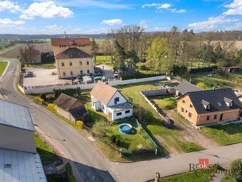 Prodej RD v Tuři u JičínaNabízím k prodeji rodinný dům v obc