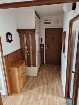 Nabízím k prodeji byt 3+1, 58 m² + balkon, vlastní prostorná
