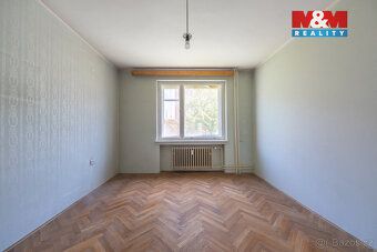Prodej bytu 3+1 s prostorným balkonem v cihlovém domě na uli