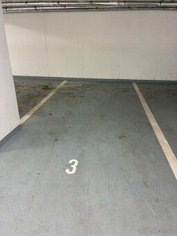 Pronajmu parkovaci stani v novostavbe cca 14m2 na Praze 6 Ve
