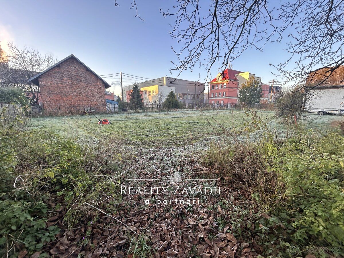 Ev.č. 01236 Prodej stavebního pozemku 683 m² – Paskov, centr