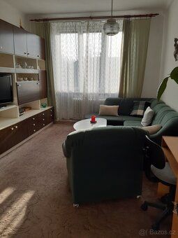 Nabízím k prodeji, soukromý majitel, pěkný byt 2+1 ve starší