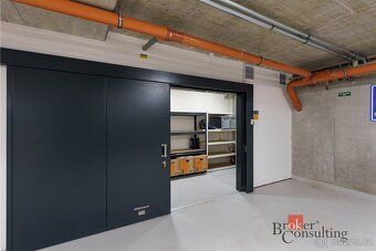 Corso Harraochov 100m2 bytová jednotka 4kk , 2 parkovací mís