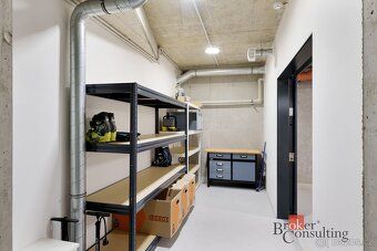 Corso Harraochov 100m2 bytová jednotka 4kk , 2 parkovací mís