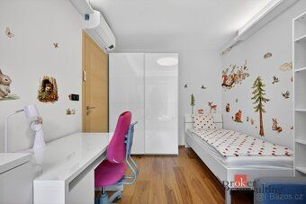 Corso Harraochov 100m2 bytová jednotka 4kk , 2 parkovací mís