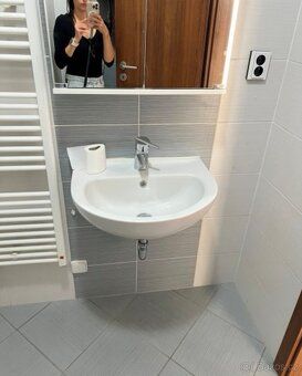 Dobrý večer všem, nabízím byt 1+1 o velikosti 42 m² na Slova
