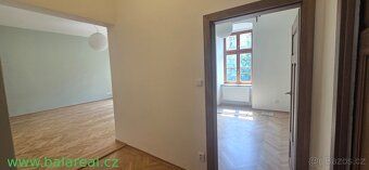 Cihlový ,prostorný a světlý byt 3+kk Veveří u zastávky Groho