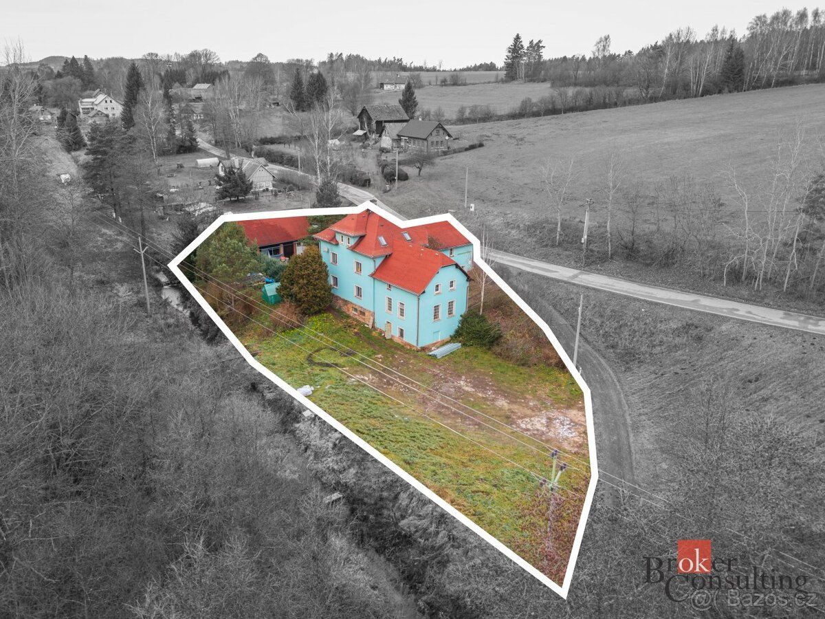 Prodej rodinného domuObchodní příležitost v Podkrkonoší – by