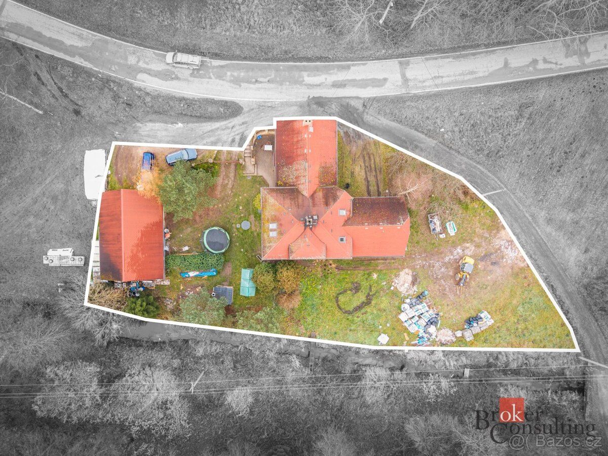 Prodej rodinného domuObchodní příležitost v Podkrkonoší – by
