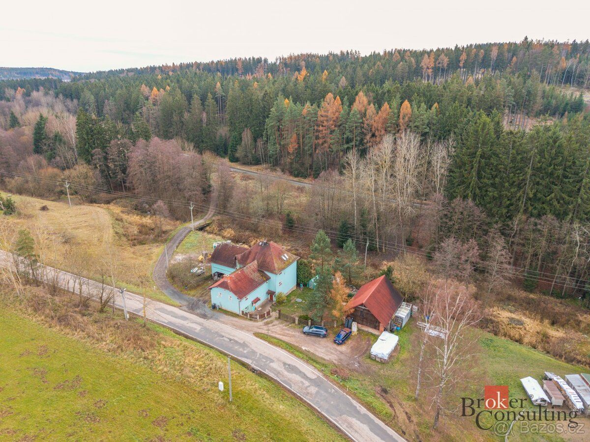 Prodej rodinného domuObchodní příležitost v Podkrkonoší – by