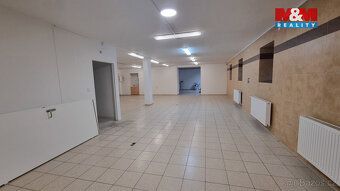 Nabízíme k pronájmu lukrativní komerční prostory ve zcela zr
