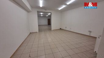 Nabízíme k pronájmu lukrativní komerční prostory ve zcela zr