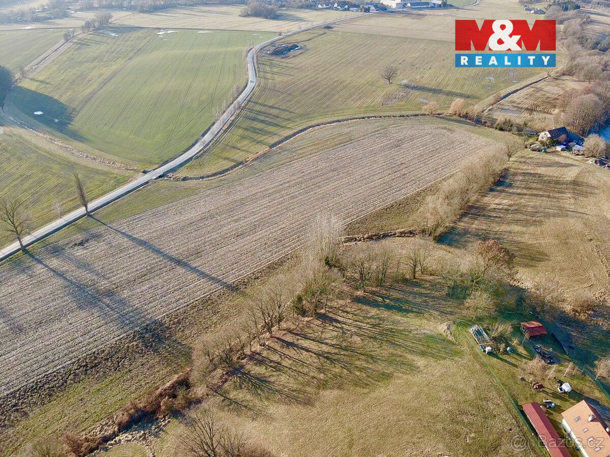 Prodej pole o výměře 1 074 m² v katastrálním území Bošín u C