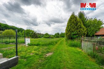 Nabízíme k prodeji rozlehlý pozemek o výměře 4508 m², situov
