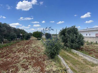 Nabízíme k prodeji dům o obytné ploše 110 m² s pozemkem o ve