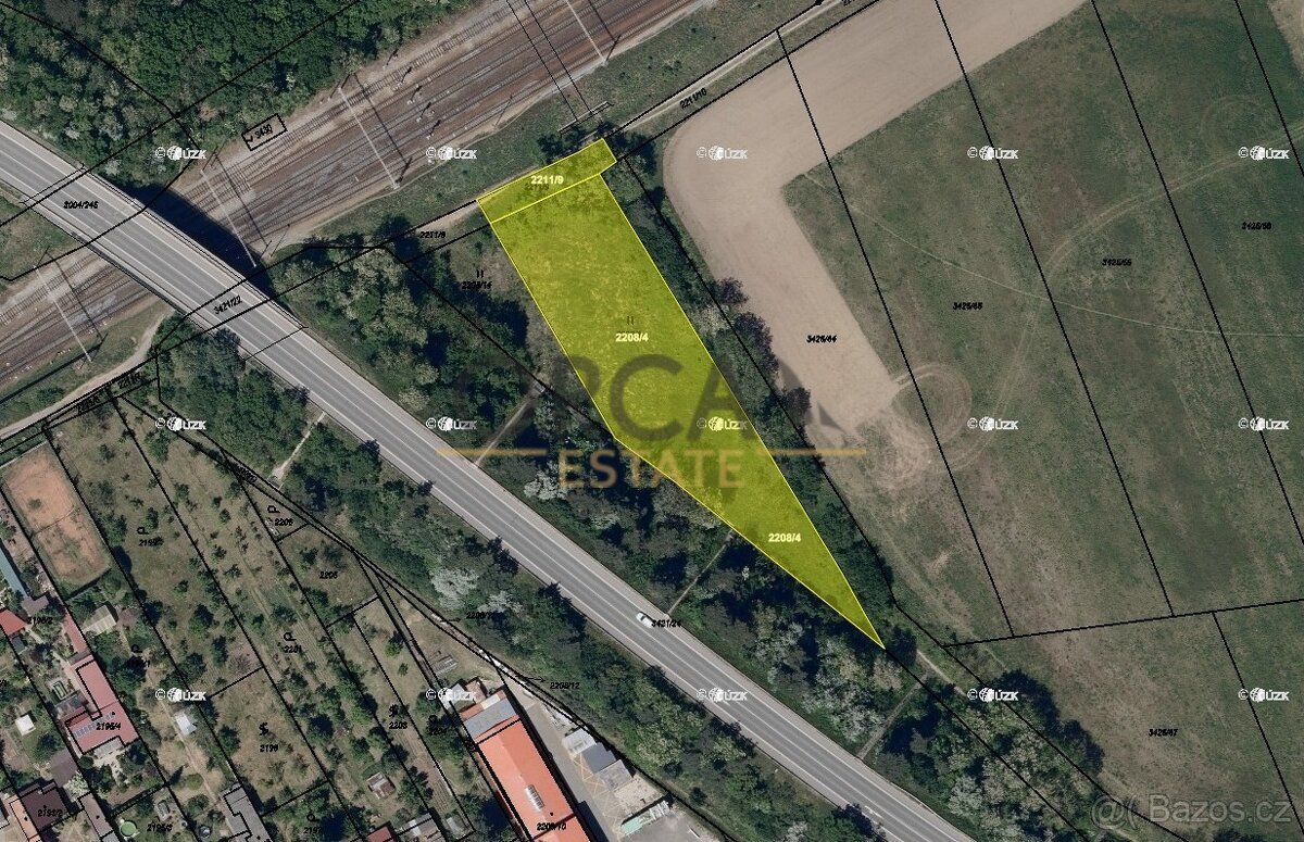 Nabízím id. 6/16 podíl dvou parcel v k.ú. Rohatec, okres Hod