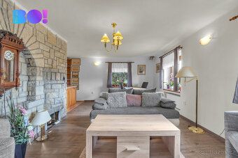 BO! Vám nabízí k prodeji rodinný dům 3+1 a restaurací v ulic
