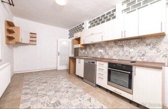 Platí do smazání.
Nabízíme k dlouhodobému pronájmu bytovou j