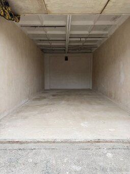 Prodej garáže 18 m², Přerov – Dvořákova ulice
Nabízím k prod