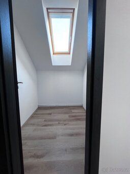 Nabízím k prodeji nadstandardní rodinný dům o dispozici 5+kk