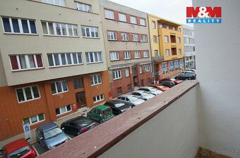 Pronájem bytu 2+kk, 54 m² s lodžií a sklepem. Byt se nachází