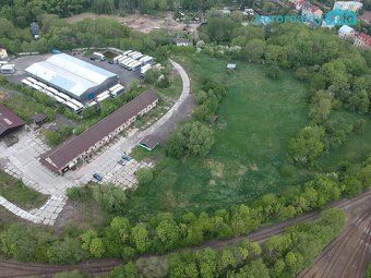 Výrobní a komerční areál v Dubí – strategická investice s po