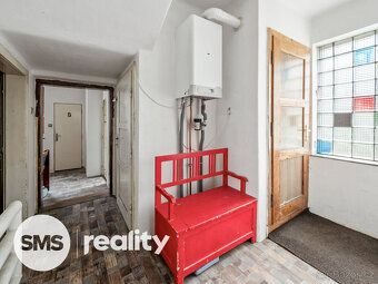Hledáte místo, kde můžete okamžitě bydlet, mít velkou zahrad