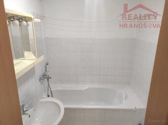 Nabízíme k pronájmu byt o velikosti 3+1 nacházející se na ul