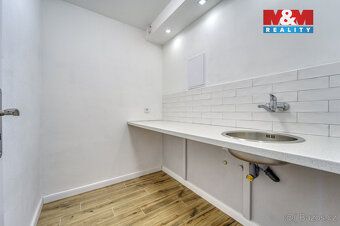 Nabízíme k prodeji bytový dům se stavebním pozemkem v atrakt