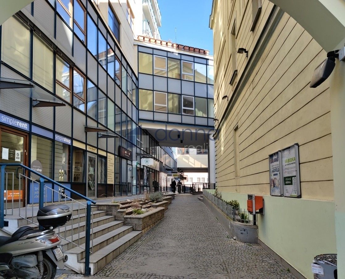 Neplatíte provizi! Nabízíme k pronájmu nebytové prostory s p