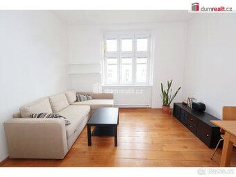 Nabízíme pronájem bytu 2+kk, o ploše 45m2, ve 4. podlaží čin