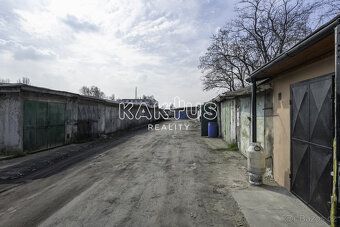 Naše společnost nabízí k prodeji zděnou garáž v Ostravě – Ma