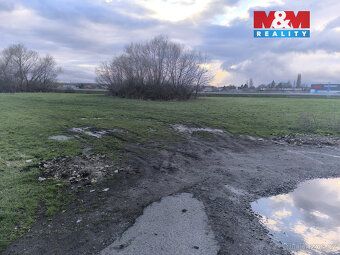 Nabízíme k prodeji výjimečné provozní plochy o rozloze 4195 