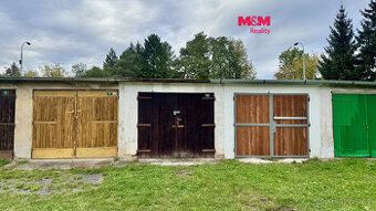 Samostatná krásná garáž s elektřinou. Praha 9 Kbely. Výborný