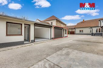 Nabízíme k prodeji praktický přízemní byt 2+kk o podlahové p